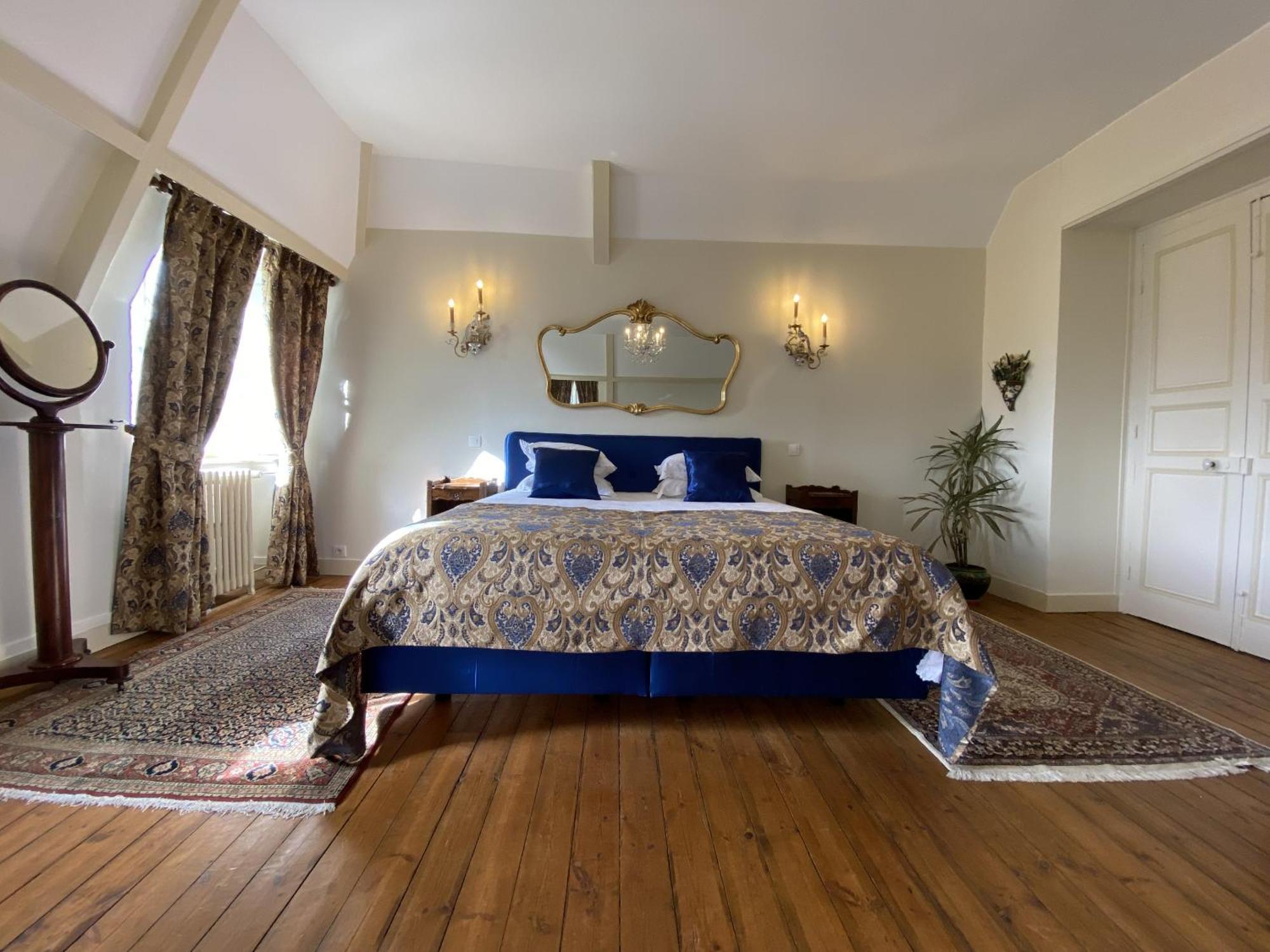 Chateau La Rametiere Plomb Номер фото