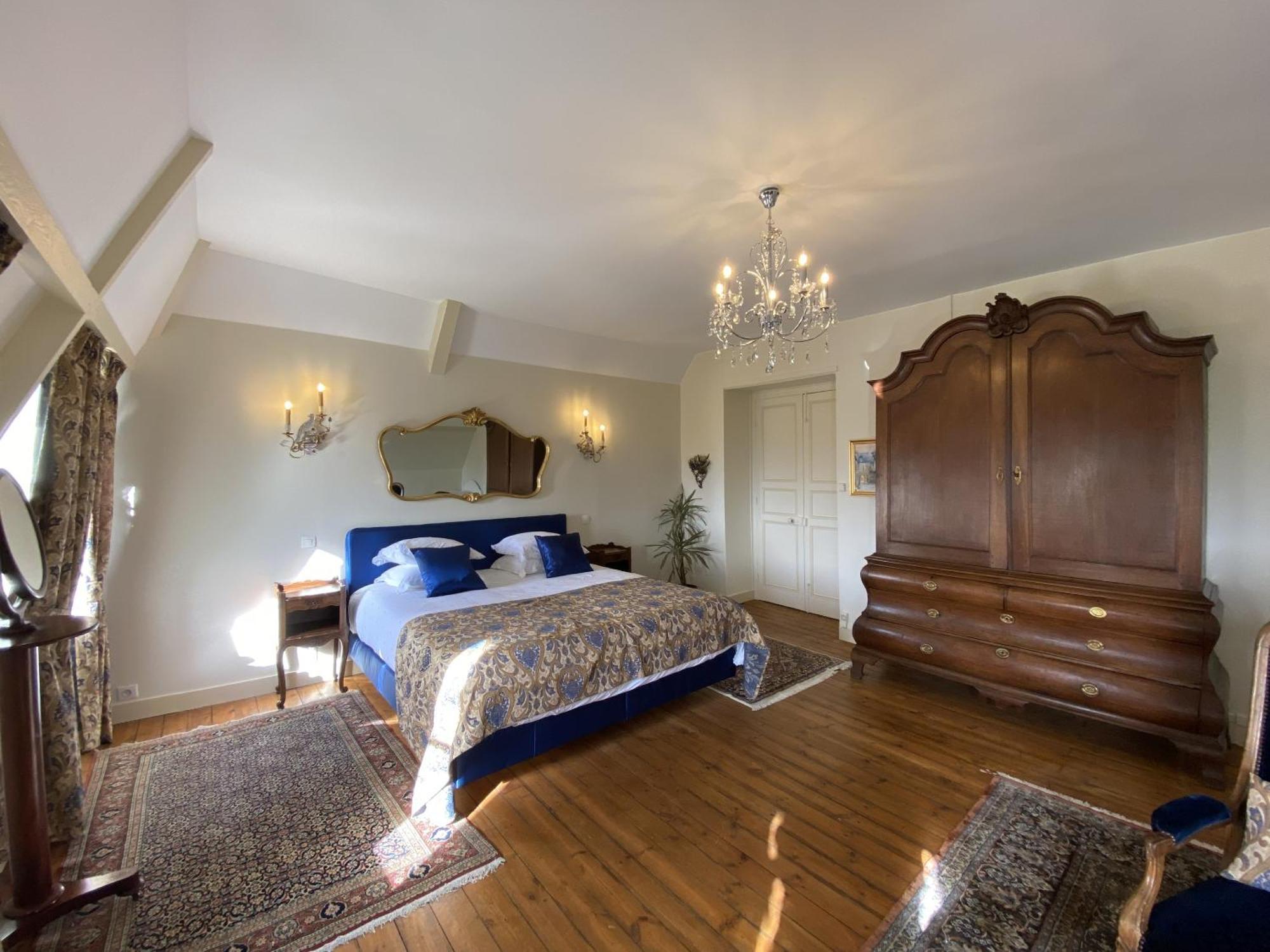 Chateau La Rametiere Plomb Номер фото